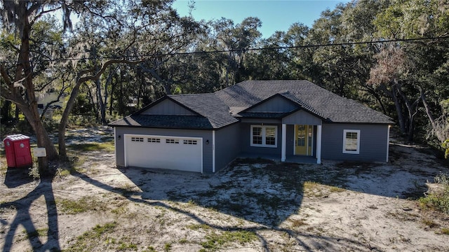 view of front facade with a garage