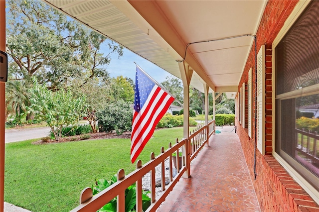 view of patio / terrace with covered porch