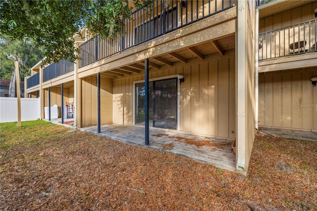 property entrance featuring a patio area