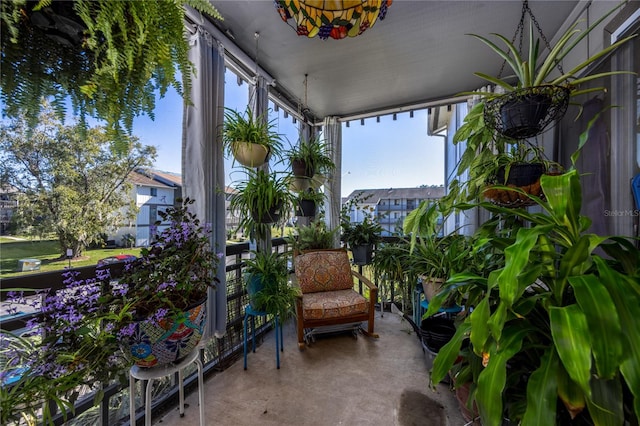 view of sunroom / solarium