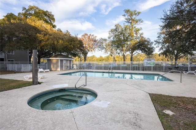4000 SW 23rd St Unit 5-207, Gainesville, FL 32608 - community pool with a hot tub and a patio