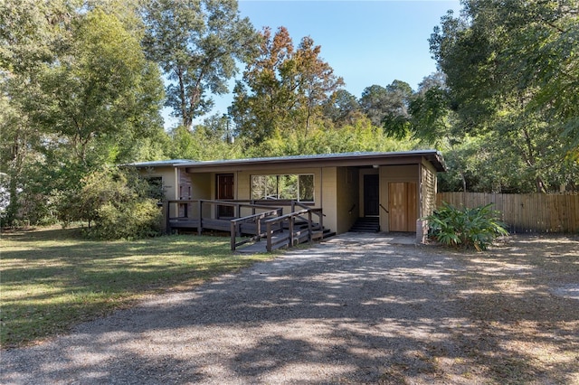 view of front of home with a front yard