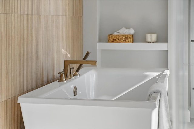5040 SW 125th Cir, Archer, FL 32618 - bathroom featuring a sink and a tub