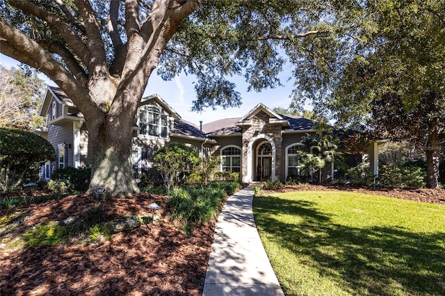 view of front of house with a front yard