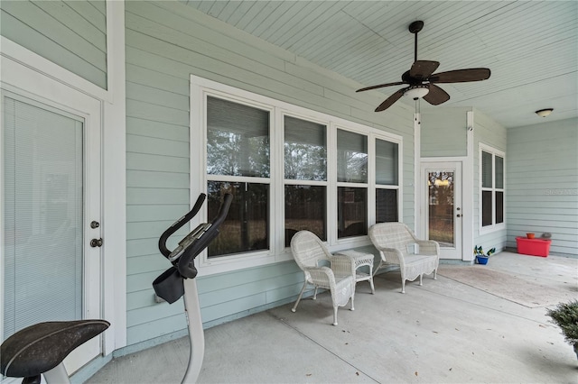 view of patio with ceiling fan