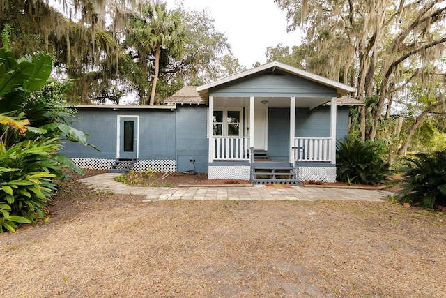 view of front facade with covered porch