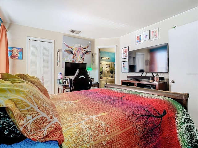 bedroom featuring a closet