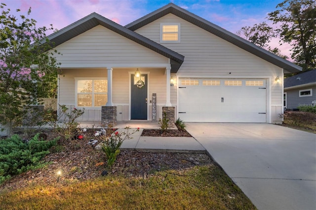 craftsman inspired home featuring a porch