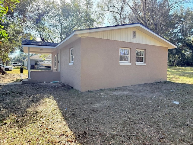 view of home's exterior