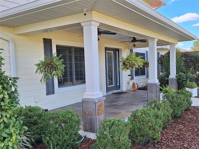 view of patio with ceiling fan and covered porch