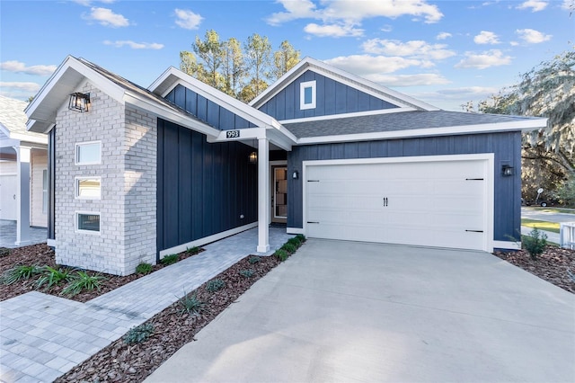 view of front of house featuring a garage