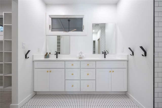 bathroom with vanity