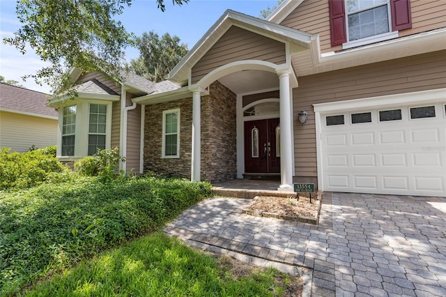 13554 NW 7th Rd, Newberry, FL 32669 - entrance to property with decorative driveway and stone siding
