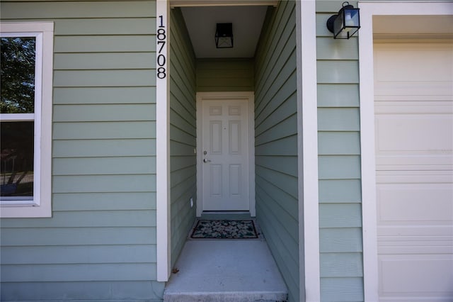 view of property entrance