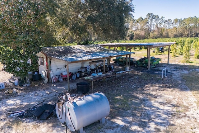 view of yard featuring a carport