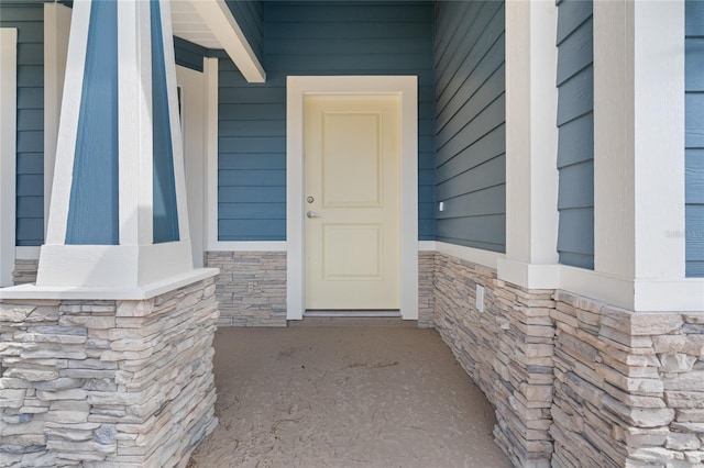 view of entrance to property