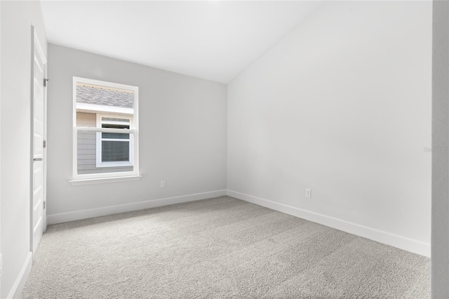 unfurnished room with carpet