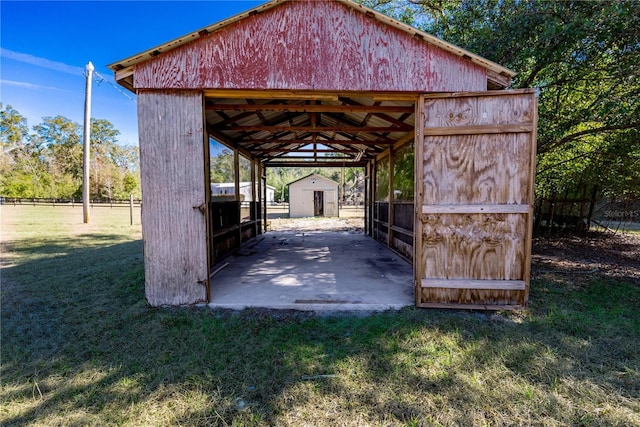 exterior space featuring an outbuilding