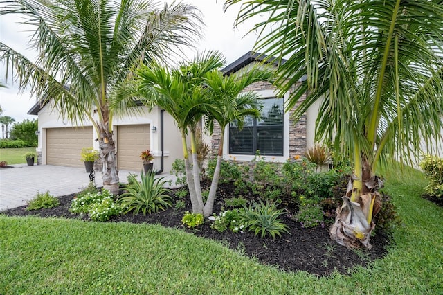 view of front of home featuring a garage