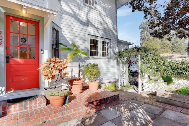 view of entrance to property