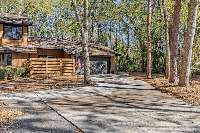 view of front facade with a garage