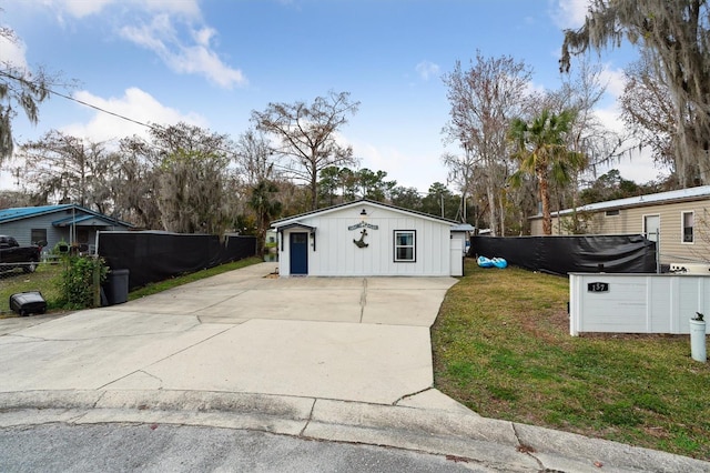 exterior space featuring a yard