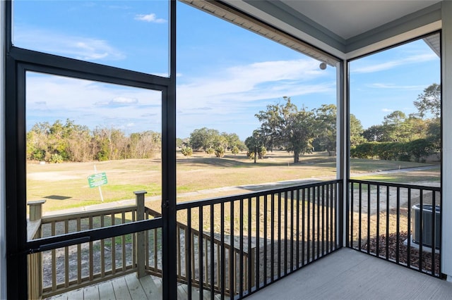 sunroom / solarium with a healthy amount of sunlight