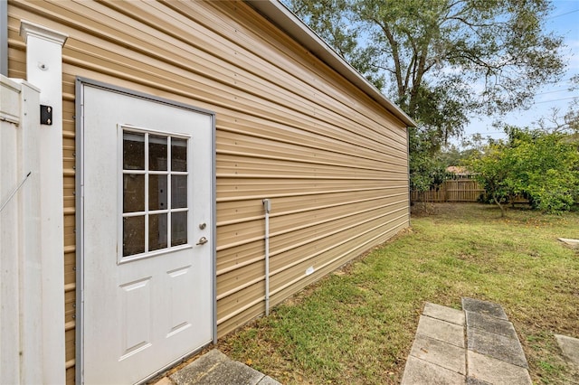 exterior space featuring a lawn