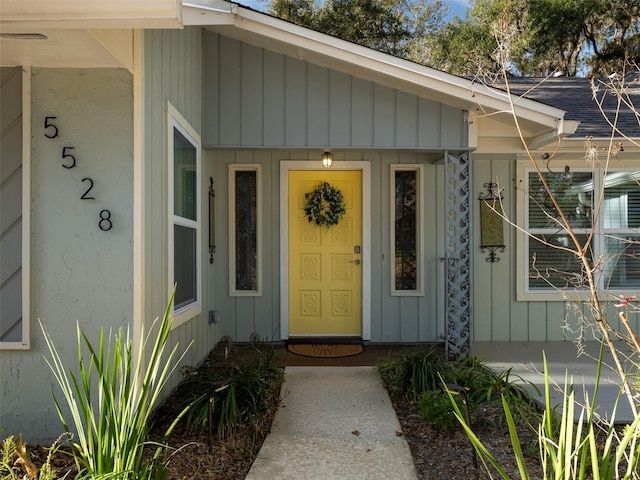 view of doorway to property