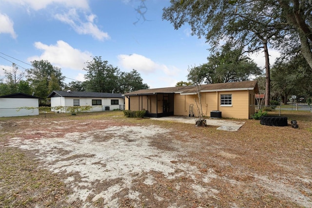 1039 SE 19th Ter, Gainesville, FL 32641 - photo 4