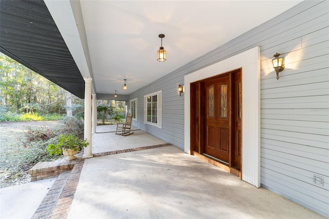 view of patio / terrace with covered porch