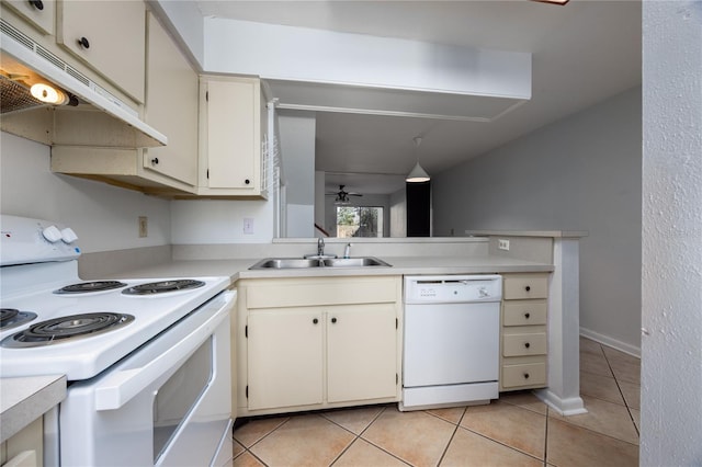 kitchen featuring sink, white appliances, light tile patterned floors, kitchen peninsula, and ceiling fan