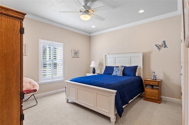 bedroom with ornamental molding, light carpet, and ceiling fan