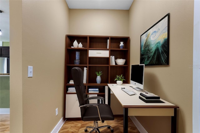 office with light parquet floors