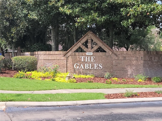 view of community sign