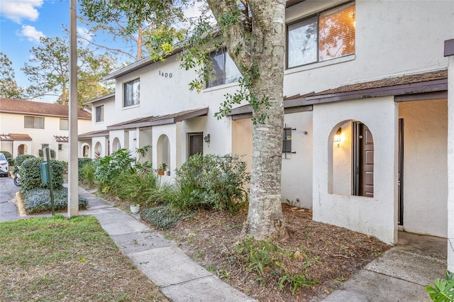 view of front of house