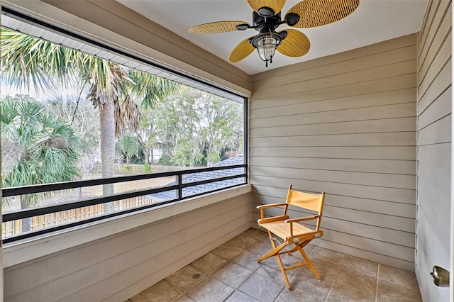 balcony with ceiling fan