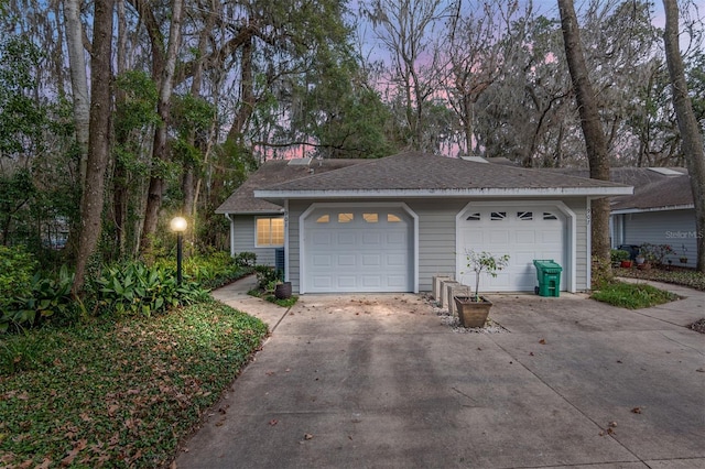 view of front facade featuring a garage