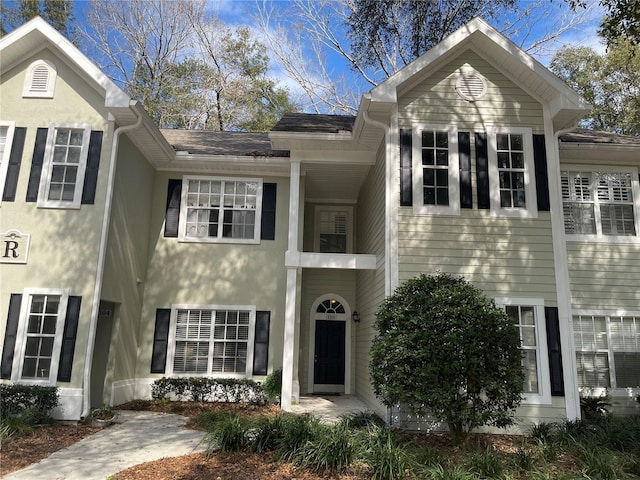 view of front of property with stucco siding