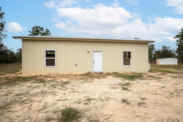 view of outbuilding with an outbuilding