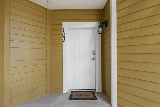 view of property entrance