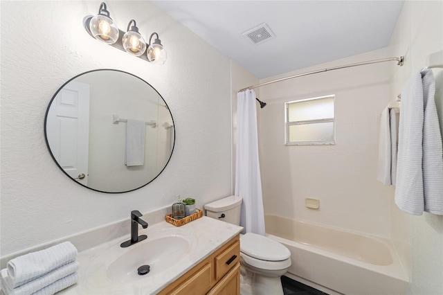 full bathroom with toilet, visible vents, shower / tub combo with curtain, and vanity