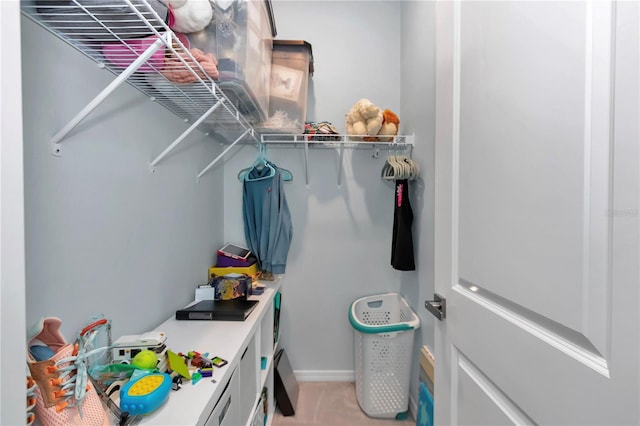 view of spacious closet