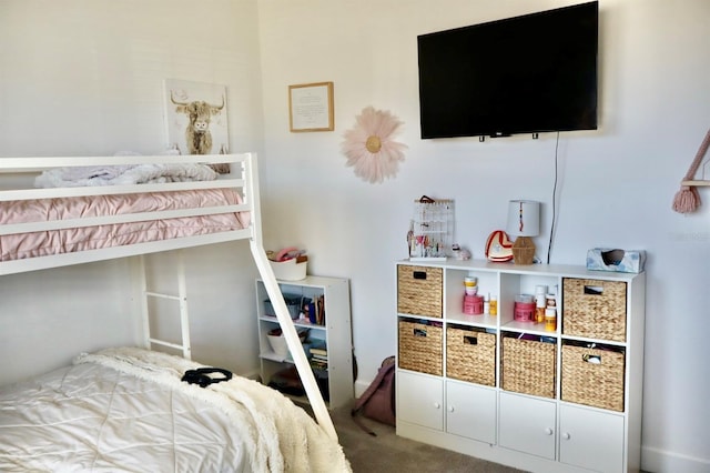 bedroom with carpet flooring