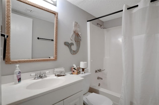 full bathroom featuring toilet, shower / bathtub combination with curtain, a textured ceiling, and vanity