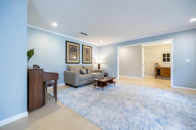 living room featuring baseboards, visible vents, recessed lighting, and crown molding