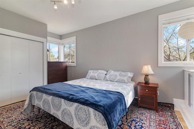 bedroom featuring a closet