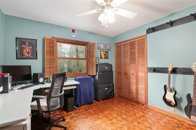 office area featuring a ceiling fan