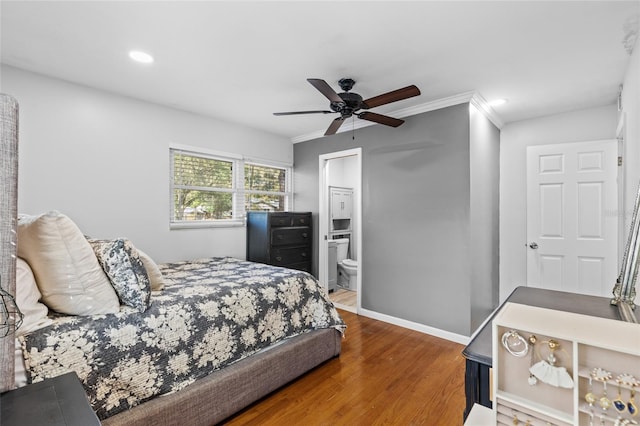 bedroom featuring ornamental molding, a ceiling fan, wood finished floors, recessed lighting, and baseboards