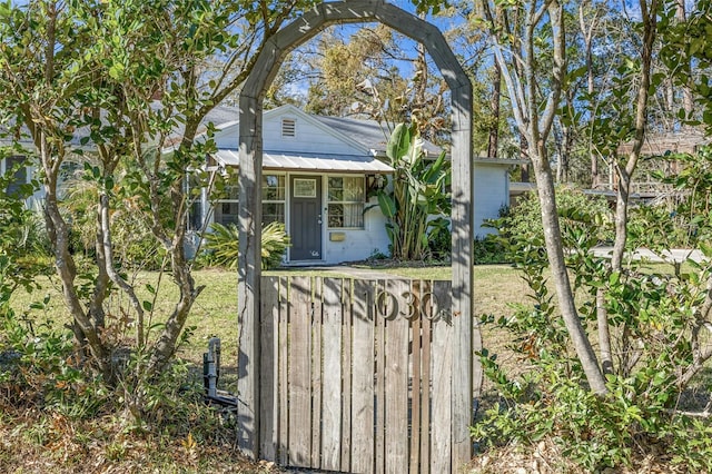 view of outbuilding featuring covered porch